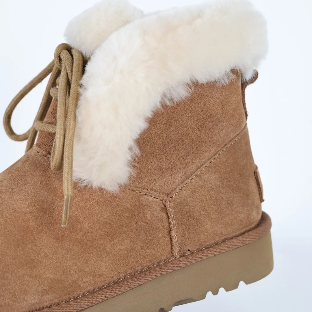Pick up locally 💰620. The core recommendation is good price. The platform’s foreign trade is exclusively for UGG Classic women’s snow boots 1174576. Produced by the ten-year-old brand shoemaking factory production line. Pay attention to every detail. Longfeng A-grade genuine sheep fur is integrated. It is built in full compliance with the ZP process. Size: 35 36 37 38 39 40